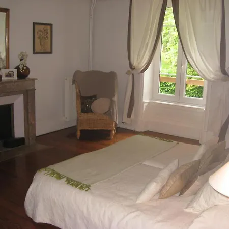 Domaine Des Buis 3* Albon